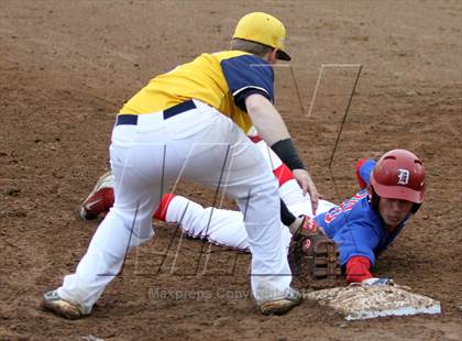 Thumbnail 1 in Riverdale Baptist vs. DeMatha photogallery.
