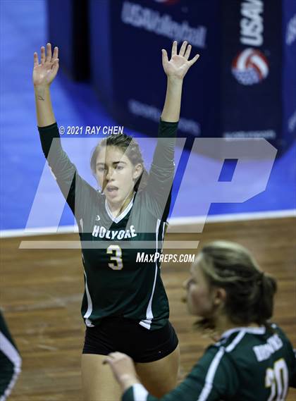 Thumbnail 2 in Holyoke vs. Wiggins (CHSAA 2A Final Four) photogallery.