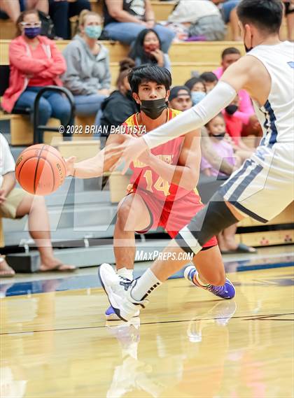 Thumbnail 2 in Kailua vs Roosevelt (OIA D1 Semifinal Playoff) photogallery.