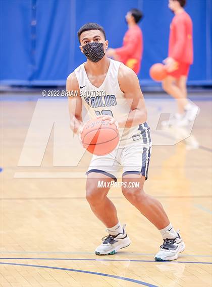 Thumbnail 3 in Kailua vs Roosevelt (OIA D1 Semifinal Playoff) photogallery.