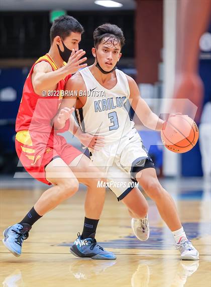Thumbnail 3 in Kailua vs Roosevelt (OIA D1 Semifinal Playoff) photogallery.