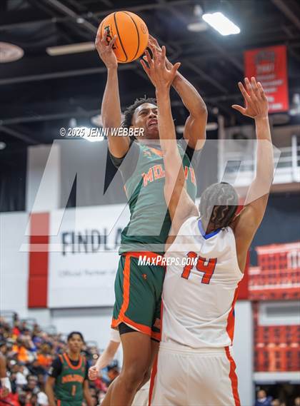 Thumbnail 3 in Bishop Gorman vs. Mojave (NIAA 5A Final) photogallery.