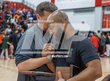 Thumbnail 2 in Bishop Gorman vs. Mojave (NIAA 5A Final) photogallery.
