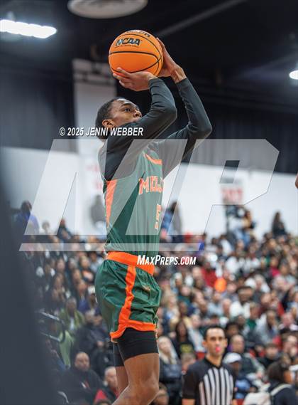 Thumbnail 1 in Bishop Gorman vs. Mojave (NIAA 5A Final) photogallery.