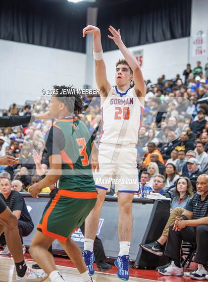 Thumbnail 1 in Bishop Gorman vs. Mojave (NIAA 5A Final) photogallery.