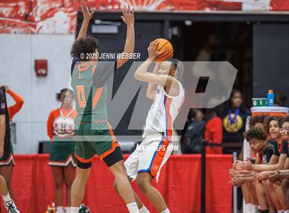 Thumbnail 3 in Bishop Gorman vs. Mojave (NIAA 5A Final) photogallery.