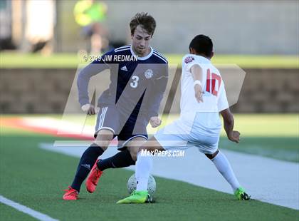 Thumbnail 2 in Flower Mound vs. Lee (UIL 6A Final) photogallery.