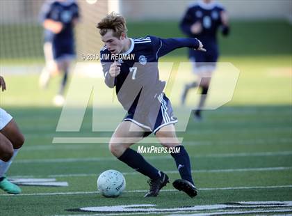 Thumbnail 2 in Flower Mound vs. Lee (UIL 6A Final) photogallery.