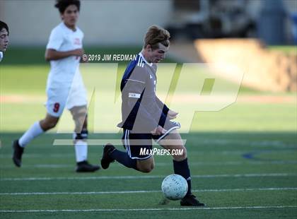 Thumbnail 2 in Flower Mound vs. Lee (UIL 6A Final) photogallery.