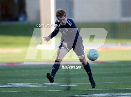 Thumbnail 2 in Flower Mound vs. Lee (UIL 6A Final) photogallery.