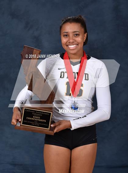 Thumbnail 1 in Bishop O'Dowd (CIF State D1 Awards) photogallery.