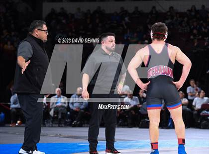 Thumbnail 2 in CIF State Boys Wrestling Championships (182-120 Finals) photogallery.