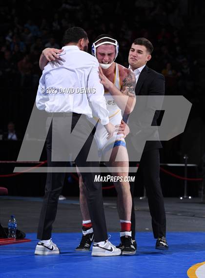 Thumbnail 2 in CIF State Boys Wrestling Championships (182-120 Finals) photogallery.