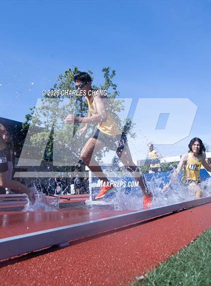 Thumbnail 2 in Twilight Invitational 2000m Steeplechase (SRJC) photogallery.