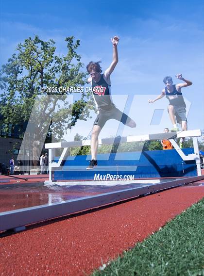 Thumbnail 2 in Twilight Invitational 2000m Steeplechase (SRJC) photogallery.