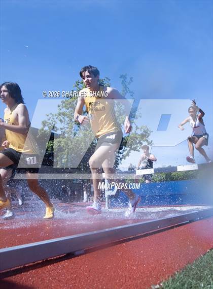 Thumbnail 2 in Twilight Invitational 2000m Steeplechase (SRJC) photogallery.