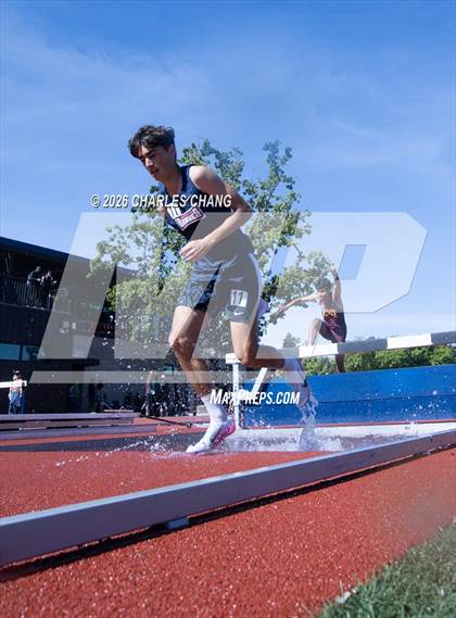 Thumbnail 3 in Twilight Invitational 2000m Steeplechase (SRJC) photogallery.