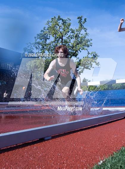 Thumbnail 3 in Twilight Invitational 2000m Steeplechase (SRJC) photogallery.
