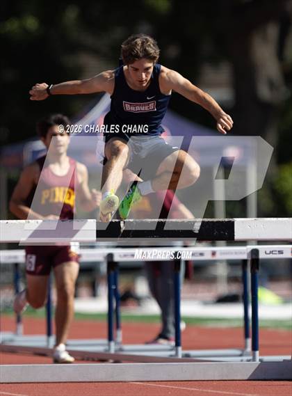 Thumbnail 1 in Twilight Invitational 2000m Steeplechase (SRJC) photogallery.