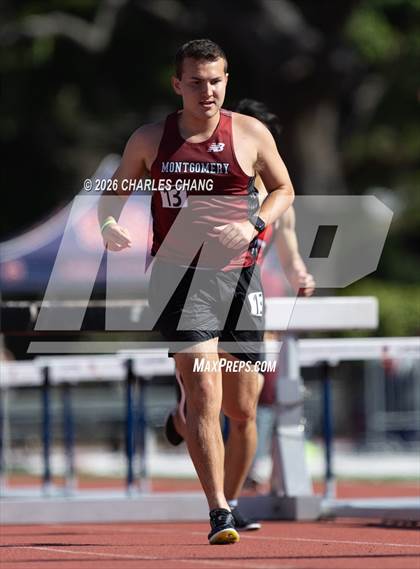 Thumbnail 2 in Twilight Invitational 2000m Steeplechase (SRJC) photogallery.