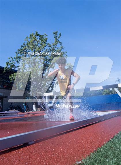 Thumbnail 3 in Twilight Invitational 2000m Steeplechase (SRJC) photogallery.