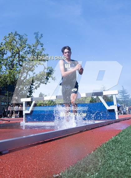 Thumbnail 2 in Twilight Invitational 2000m Steeplechase (SRJC) photogallery.