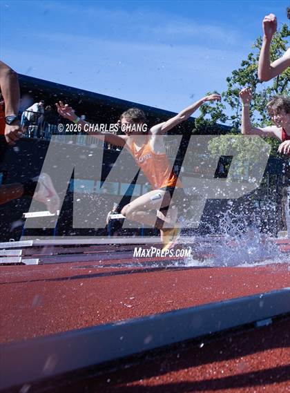 Thumbnail 2 in Twilight Invitational 2000m Steeplechase (SRJC) photogallery.
