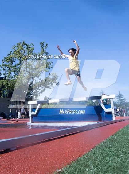 Thumbnail 3 in Twilight Invitational 2000m Steeplechase (SRJC) photogallery.
