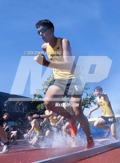 Thumbnail 1 in Twilight Invitational 2000m Steeplechase (SRJC) photogallery.