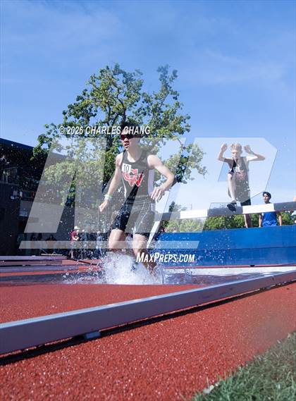 Thumbnail 1 in Twilight Invitational 2000m Steeplechase (SRJC) photogallery.