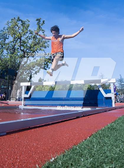 Thumbnail 2 in Twilight Invitational 2000m Steeplechase (SRJC) photogallery.