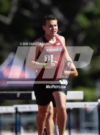 Thumbnail 3 in Twilight Invitational 2000m Steeplechase (SRJC) photogallery.