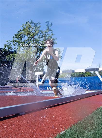 Thumbnail 1 in Twilight Invitational 2000m Steeplechase (SRJC) photogallery.