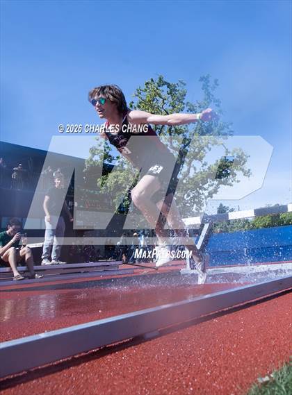 Thumbnail 2 in Twilight Invitational 2000m Steeplechase (SRJC) photogallery.