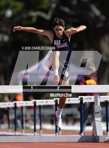 Thumbnail 3 in Twilight Invitational 2000m Steeplechase (SRJC) photogallery.