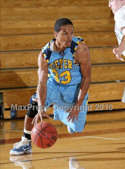 Thumbnail 3 in Center vs. North Valleys (Whitney Winter Classic) photogallery.
