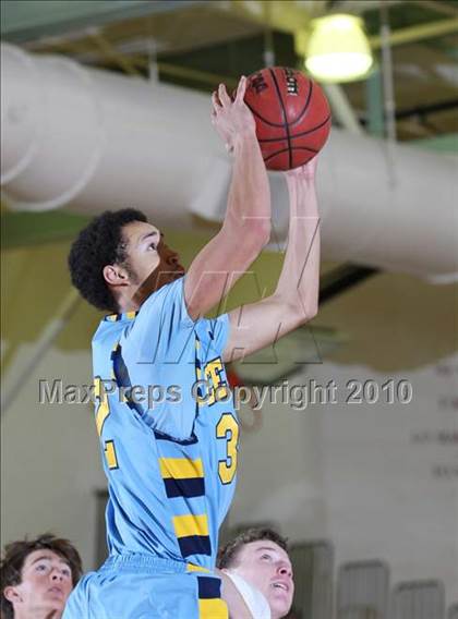 Thumbnail 2 in Center vs. North Valleys (Whitney Winter Classic) photogallery.