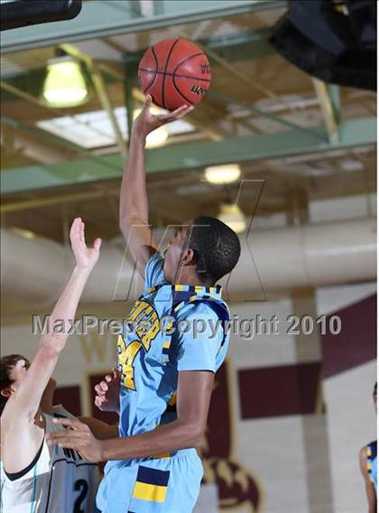 Thumbnail 3 in Center vs. North Valleys (Whitney Winter Classic) photogallery.