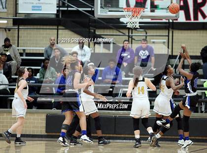 Thumbnail 2 in Amarillo vs. Mansfield Summit photogallery.