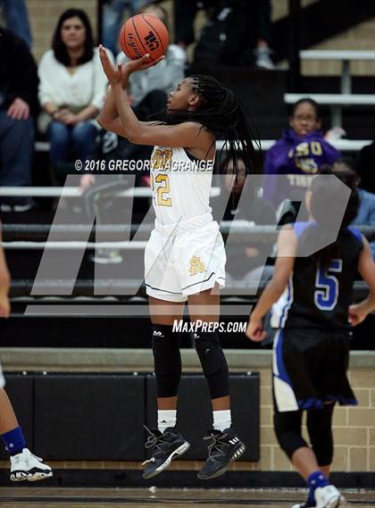 Thumbnail 2 in Amarillo vs. Mansfield Summit photogallery.