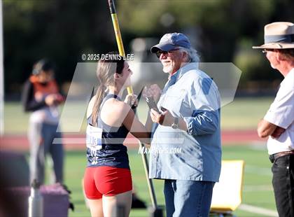 Thumbnail 2 in Halden Invitational (Pole Vault) photogallery.
