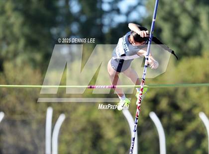 Thumbnail 1 in Halden Invitational (Pole Vault) photogallery.