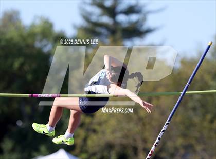 Thumbnail 1 in Halden Invitational (Pole Vault) photogallery.
