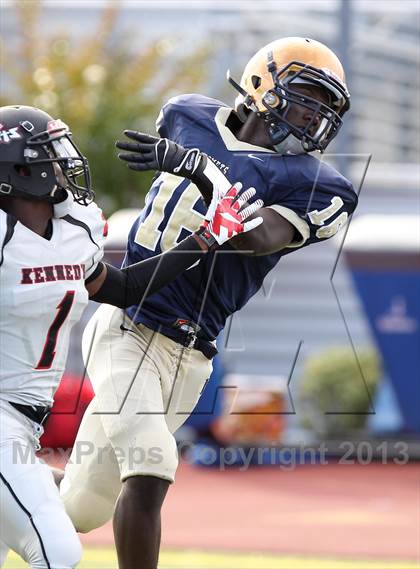 Thumbnail 3 in Hackensack vs. Kennedy photogallery.