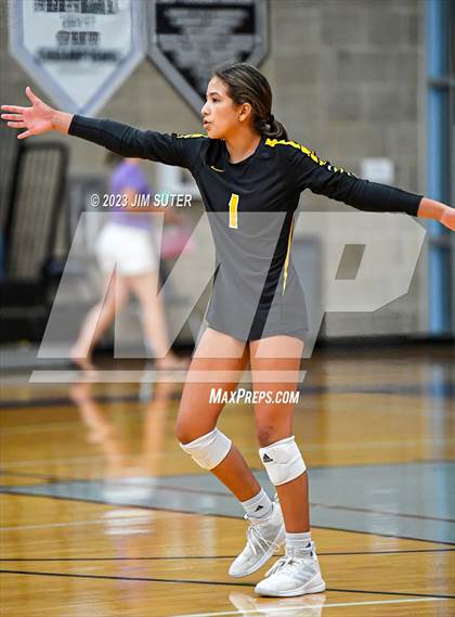 Thumbnail 1 in College Station vs St. Agnes Academy photogallery.