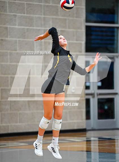 Thumbnail 1 in College Station vs St. Agnes Academy photogallery.