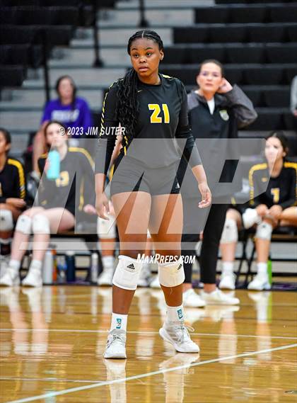 Thumbnail 1 in College Station vs St. Agnes Academy photogallery.