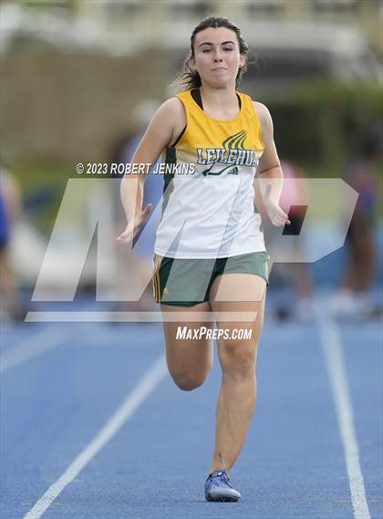 Thumbnail 1 in Anuenue Qualifying Meet photogallery.