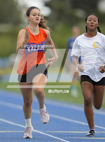 Thumbnail 1 in Anuenue Qualifying Meet photogallery.