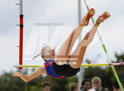 Thumbnail 1 in Anuenue Qualifying Meet photogallery.